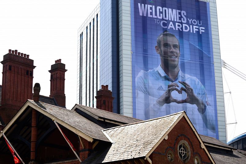 El Real Madrid ya está en Cardiff tras un vuelo de dos horas