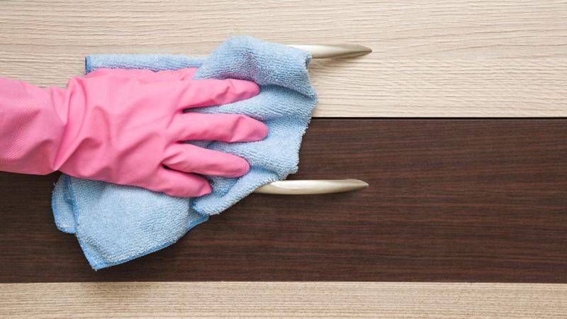 La conciliación y el trabajo doméstico sigue recayendo en las mujeres, según el CIS