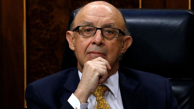 El PSOE pide la dimisión "inmediata" de Montoro tras anular el Tribunal Constitucional su amnistía fiscal