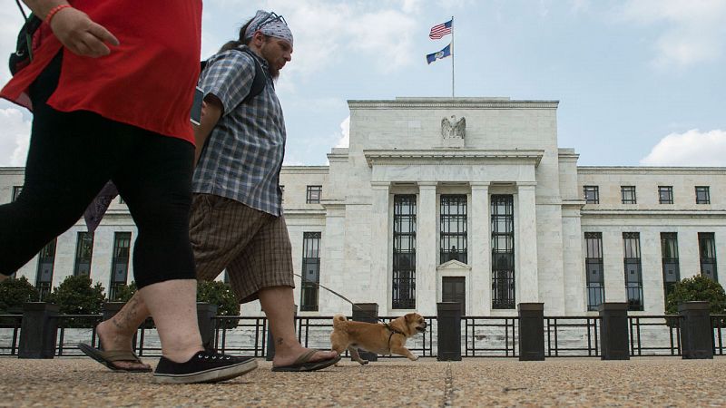 La Reserva Federal de EE.UU. sube los tipos un cuarto de punto y los deja entre el 1% y el 1,25%