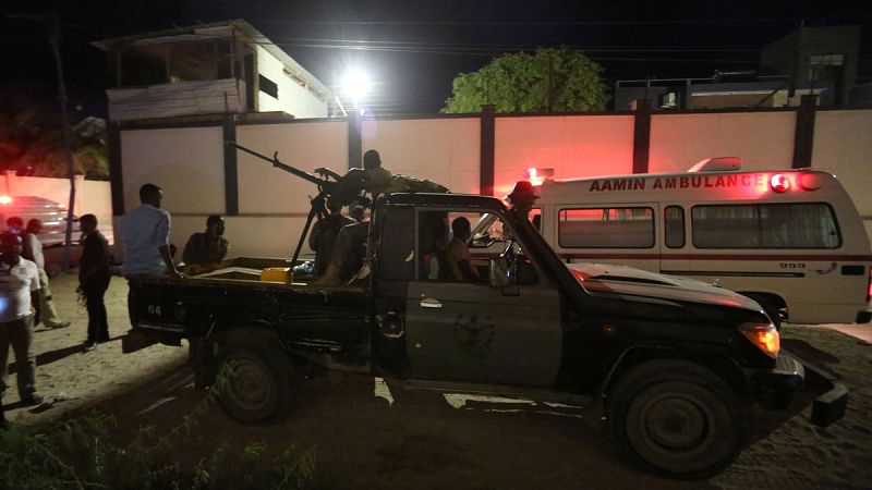Al menos 18 muertos y 15 heridos en un ataque terrorista en Mogadiscio