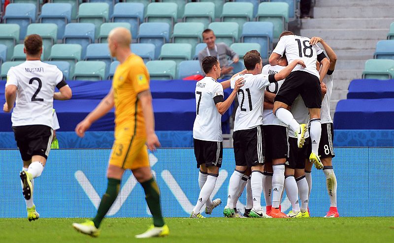 Alemania gana a Australia pero no plasma su superioridad