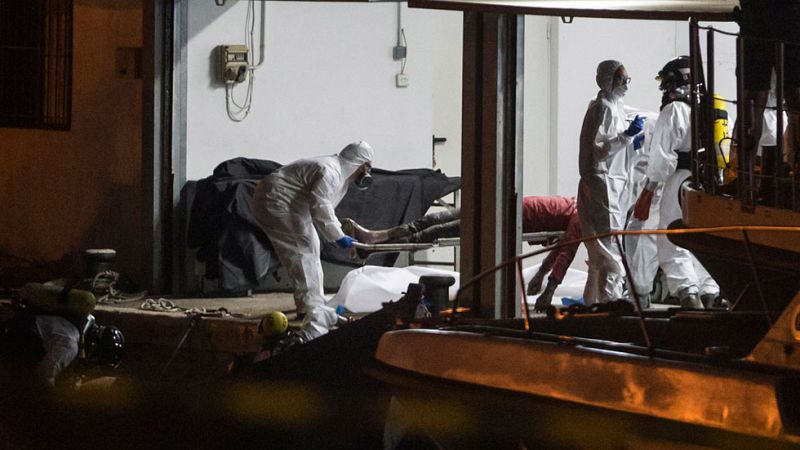 Al menos 126 migrantes mueren en un naufragio en el Mediterráneo, según los supervivientes