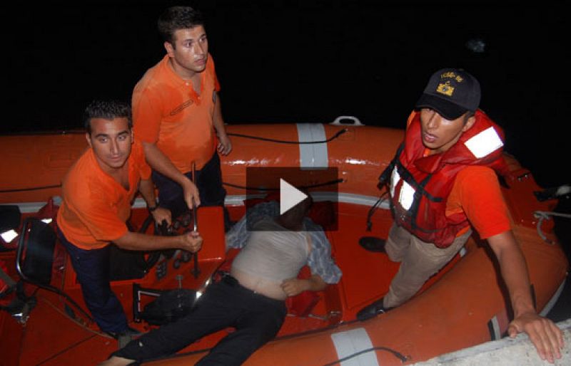 Se hunde un ferry en Turquía con 150 personas a bordo y al menos 20 de ellos están desaparecidos