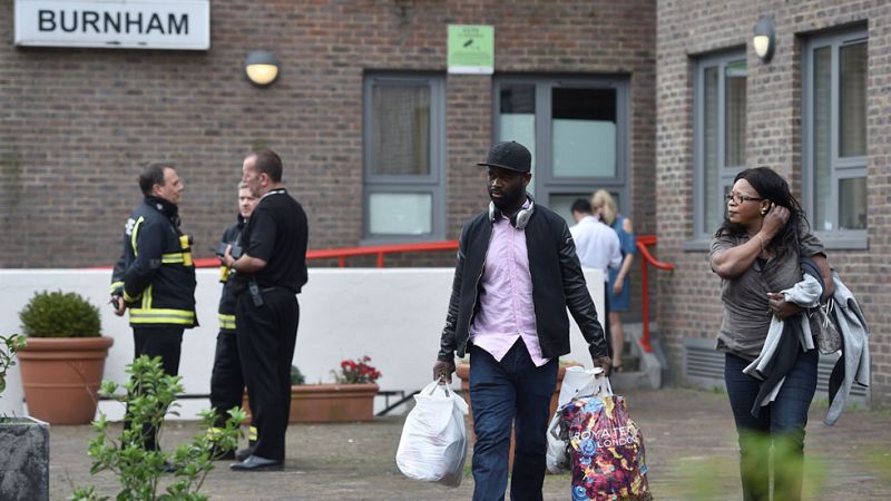 Realojan a los residentes de cuatro bloques de Camden por la inseguridad de los edificios