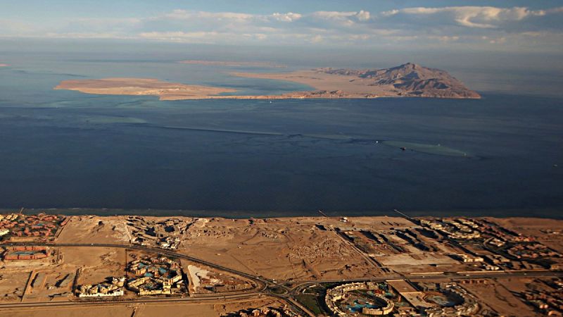 El presidente egipcio cede dos islas del mar Rojo a Arabia Saudí