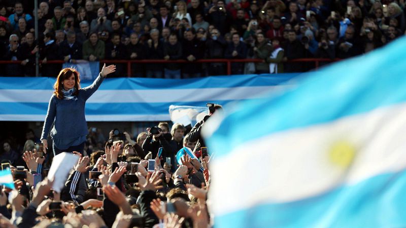 Cristina Fernández confirma su candidatura a senadora en las elecciones legislativas