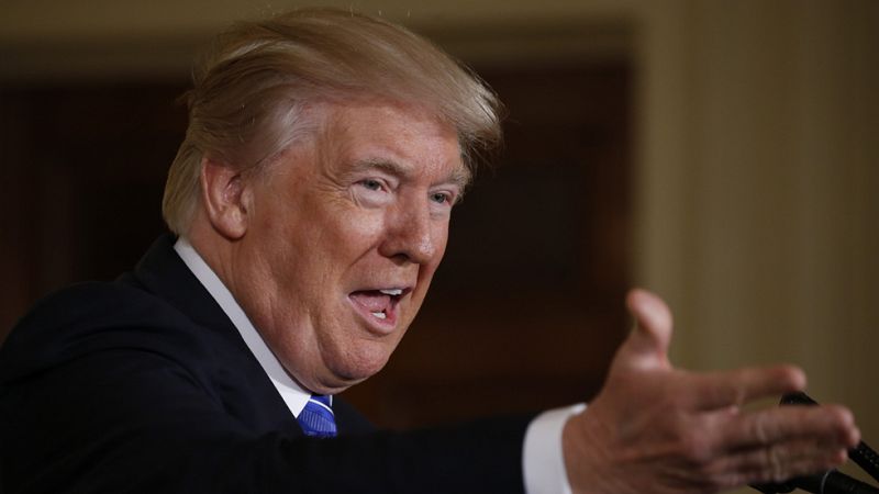 El Supremo de EE.UU. permite la entrada en vigor de algunas partes del veto migratorio de Trump