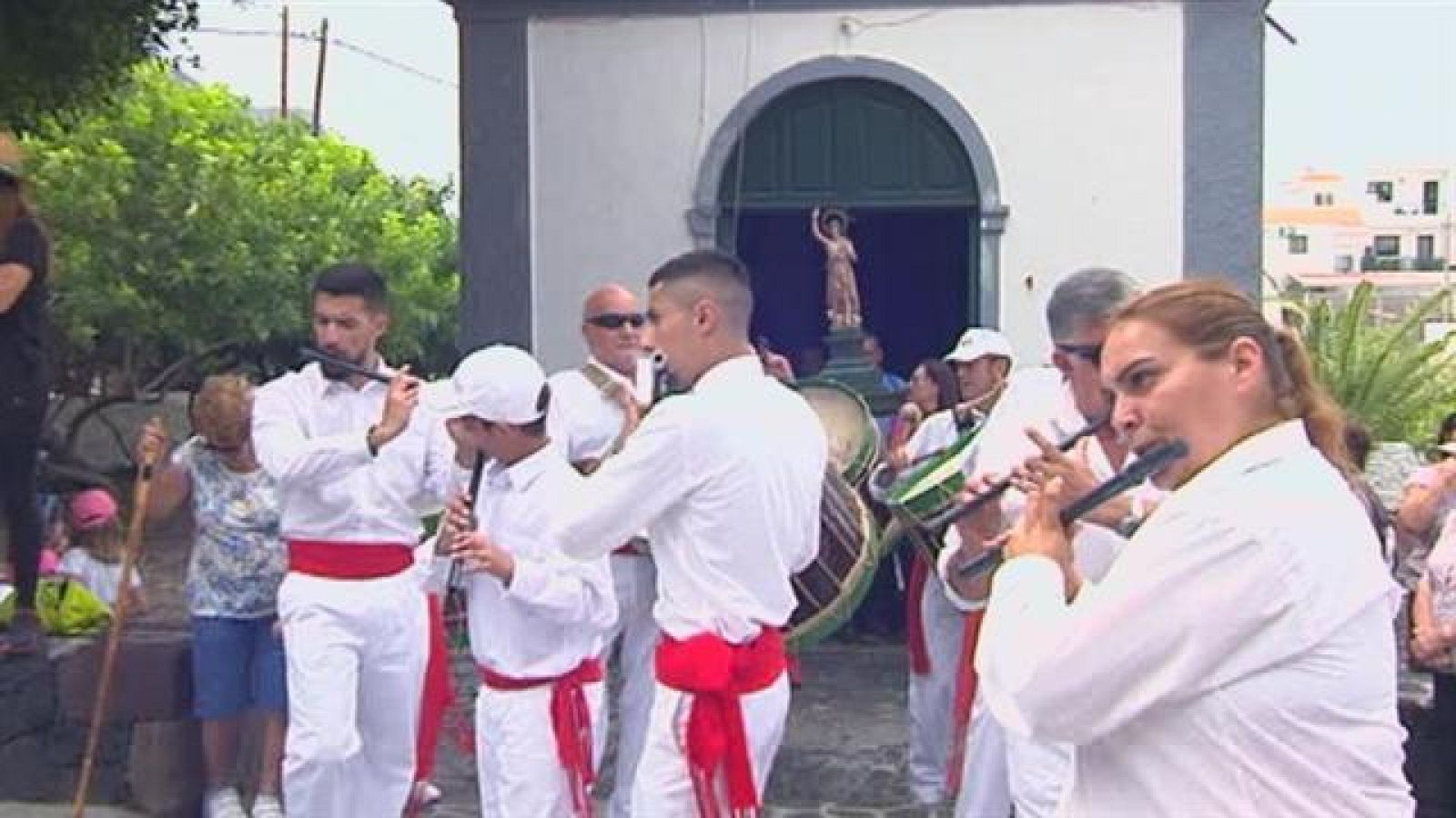 La Bajada de la Virgen de Los Reyes