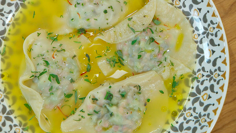 Raviolis de mejillones con azafrn