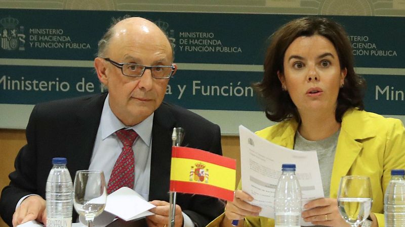 Hacienda deja el objetivo de déficit de las CC.AA. en el 0,3% en 2018 con el 'no' de las regiones socialistas