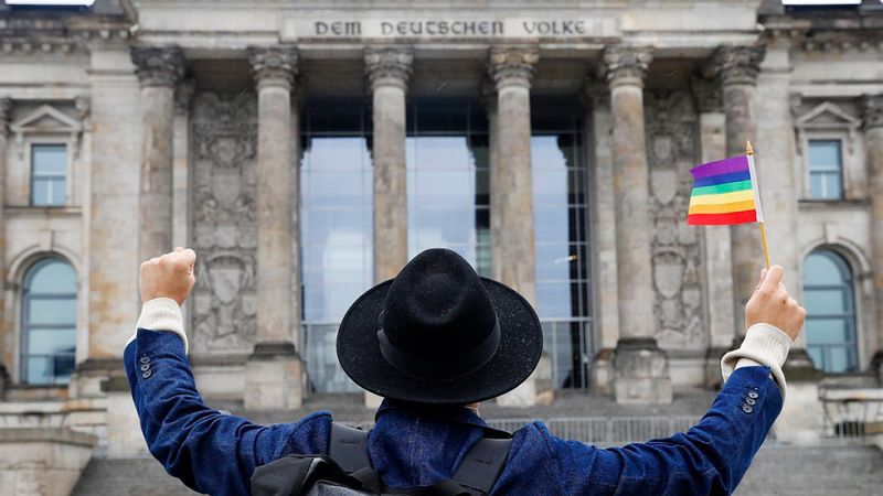 Alemania aprueba el matrimonio homosexual con el voto en contra de Merkel