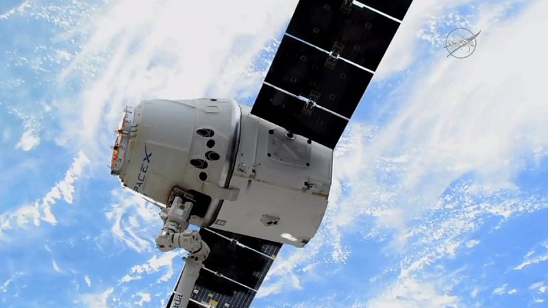 La nave Space X Dragon regresa a la Tierra tras cumplir una segunda misión de reabastecimiento a la EEI