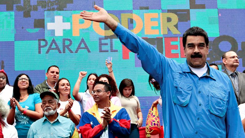 Maduro tilda de ilegal el referéndum que plantea la oposición sobre su proceso constituyente