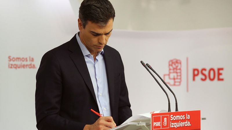 La estrategia de Pedro Sánchez: recuperar el voto que se fue a Podemos y "el centro vendrá solo"