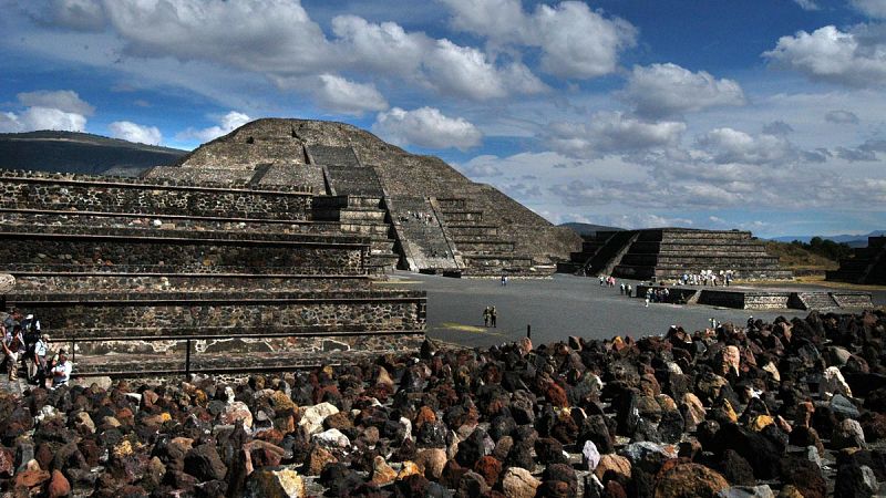 Hallan en Teotihuacán una representación del inframundo