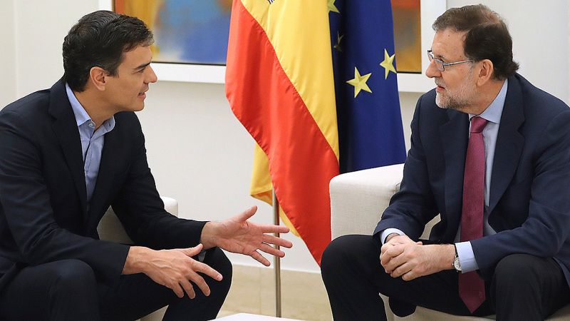 Rajoy y Sánchez coinciden en rechazar el referéndum en Cataluña, pero el socialista le exige diálogo