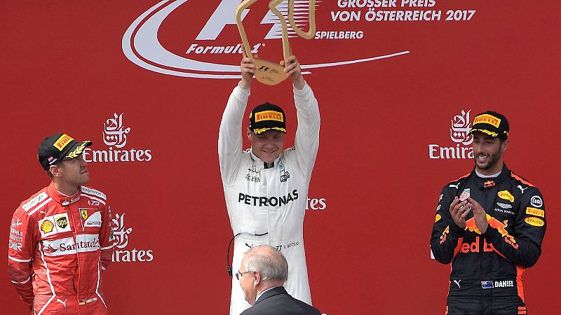 Bottas gana el GP de Austria por delante de Vettel, más líder