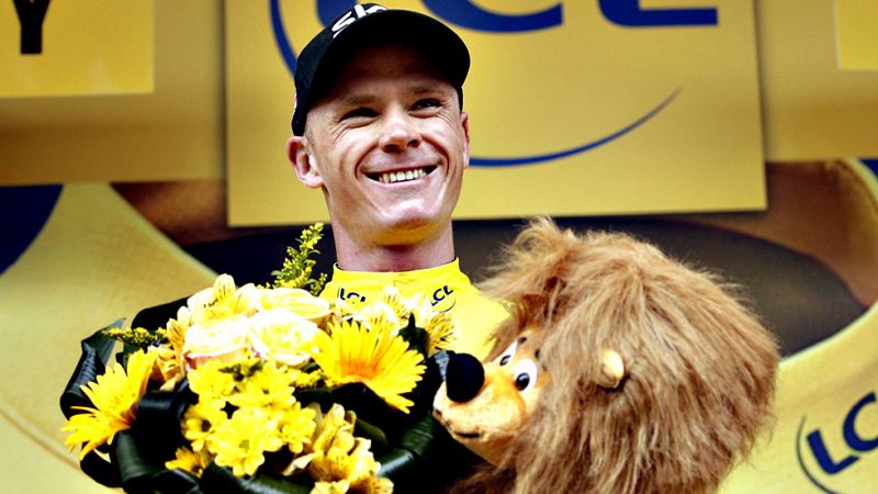 Froome refuerza su amarillo y solo mirar a Bardet y Aru