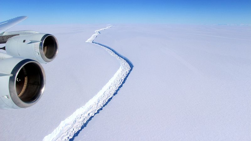 Se desprende de la Antártida el considerado mayor iceberg de la historia