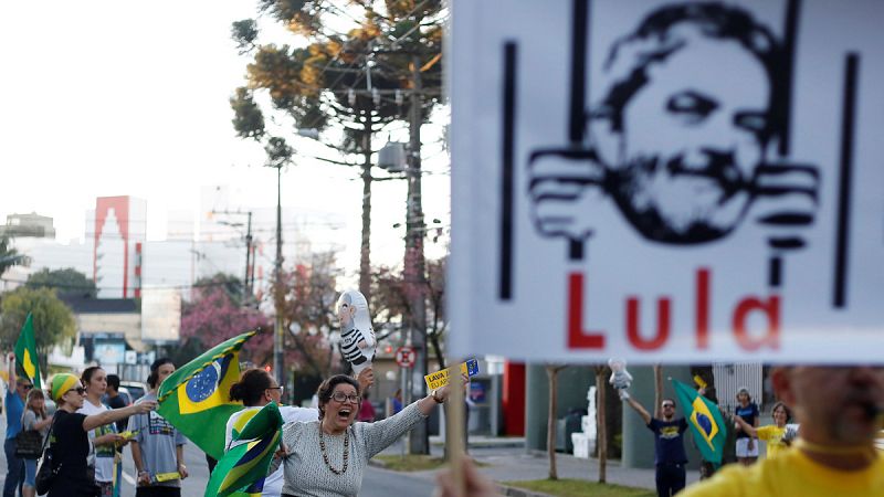 La defensa de Lula dice que la condena es "especulativa" e "ignora" pruebas