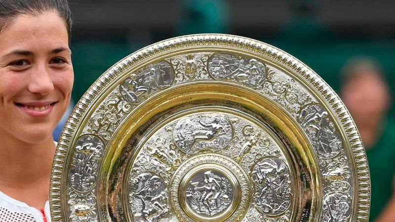 Garbiñe Muguruza se doctora en Wimbledon