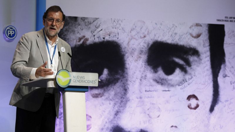 Rajoy contrasta la actitud "estéril" de la Generalitat de Cataluña con los pactos con el Gobierno vasco