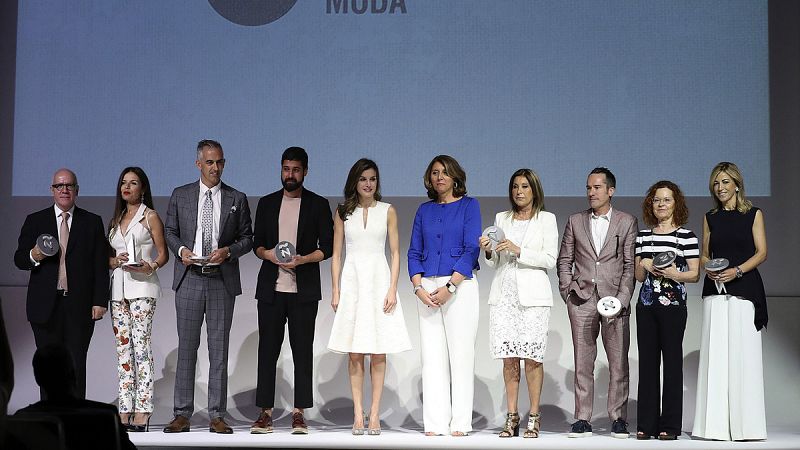 Purificación García y Moisés Nieto ganan los Premios Nacionales de la Moda