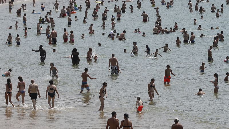 Mueren cuatro bañistas en playas y piscinas de la Comunidad Valenciana
