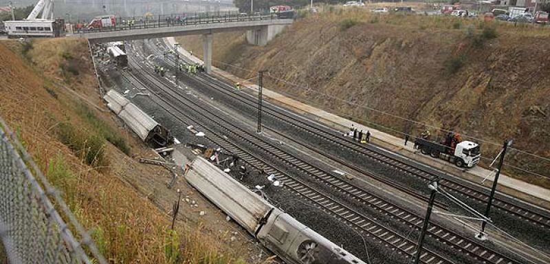 El PSOE pide una nueva comisión parlamentaria sobre el accidente del Alvia y confía en el apoyo del PP