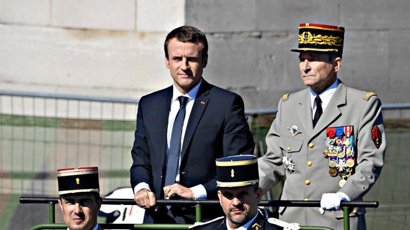 La renuncia del jefe del Ejército abre una crisis en el mandato de Macron en Francia