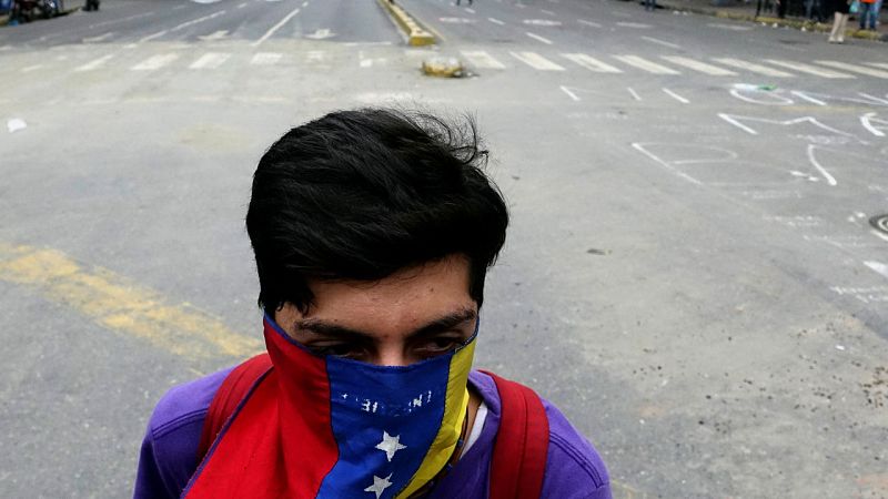 La oposición venezolana presenta un "acuerdo de gobernabilidad" para deponer a Maduro