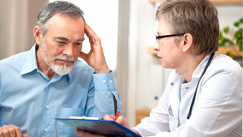 Cambios en el estilo de vida pueden reducir la demencia senil, según un estudio