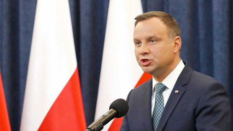 El presidente de Polonia veta la controvertida reforma de la justicia de su propio Gobierno