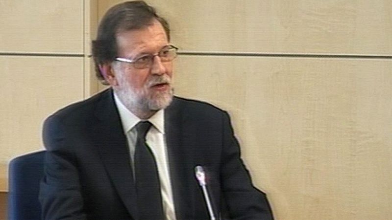 Rajoy niega al juez el cobro de sobresueldos y dice que "jamás" conoció la existencia de una caja B