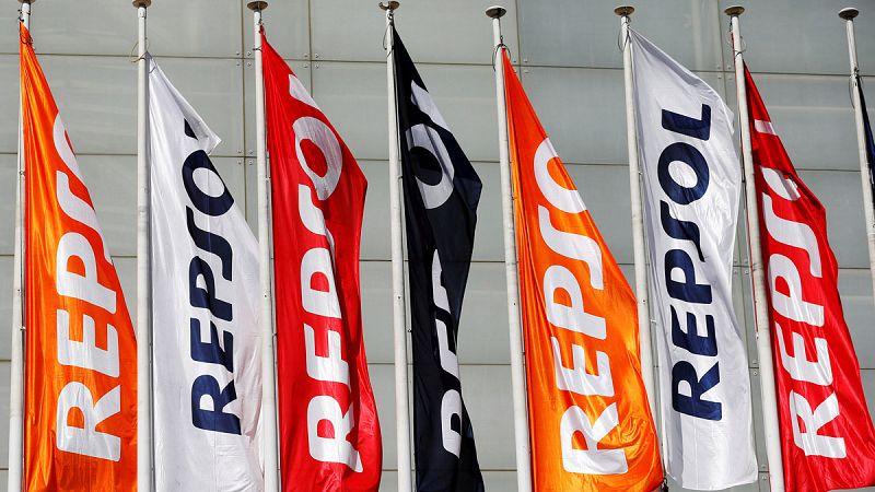 Repsol gana 1.056 millones en el primer semestre del año, un 65% más, gracias a los planes de eficiencia