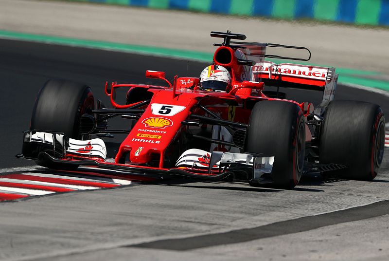 Los Ferrari de Vettel y Raikkonen copan la parrilla del GP de Hungría