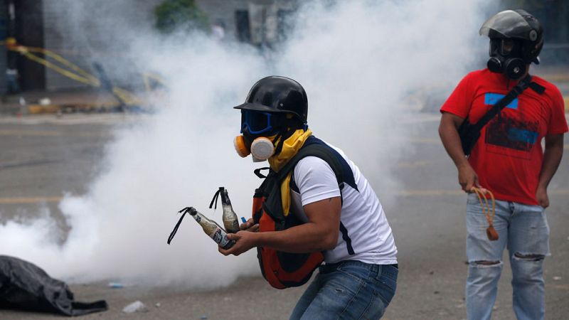 Graves disturbios y 10 muertos en Venezuela en la jornada electoral para elegir la Asamblea Constituyente