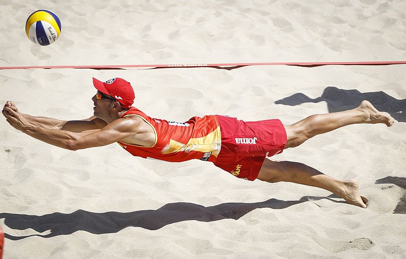 Herrera y Gavira acceden invictos al cuadro final