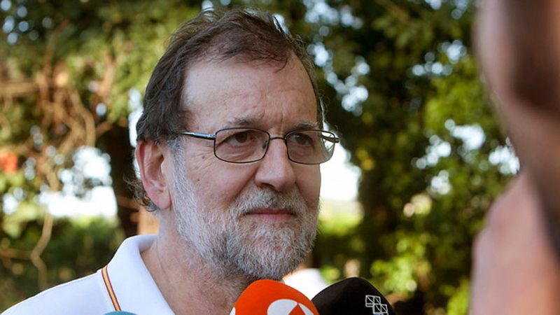 Rajoy no descarta convocar un Consejo de Ministros extraordinario en agosto para frenar a la Generalitat