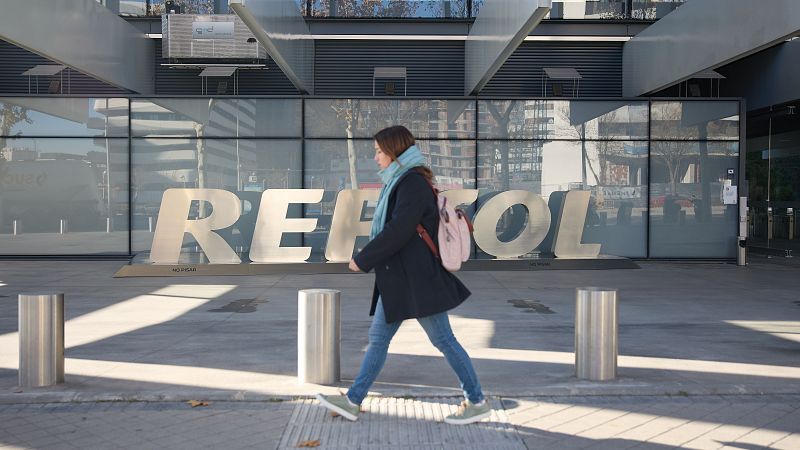 Repsol es demandada por 900 millones de euros en Países Bajos por el derrame de 2022 en una refinería de Perú