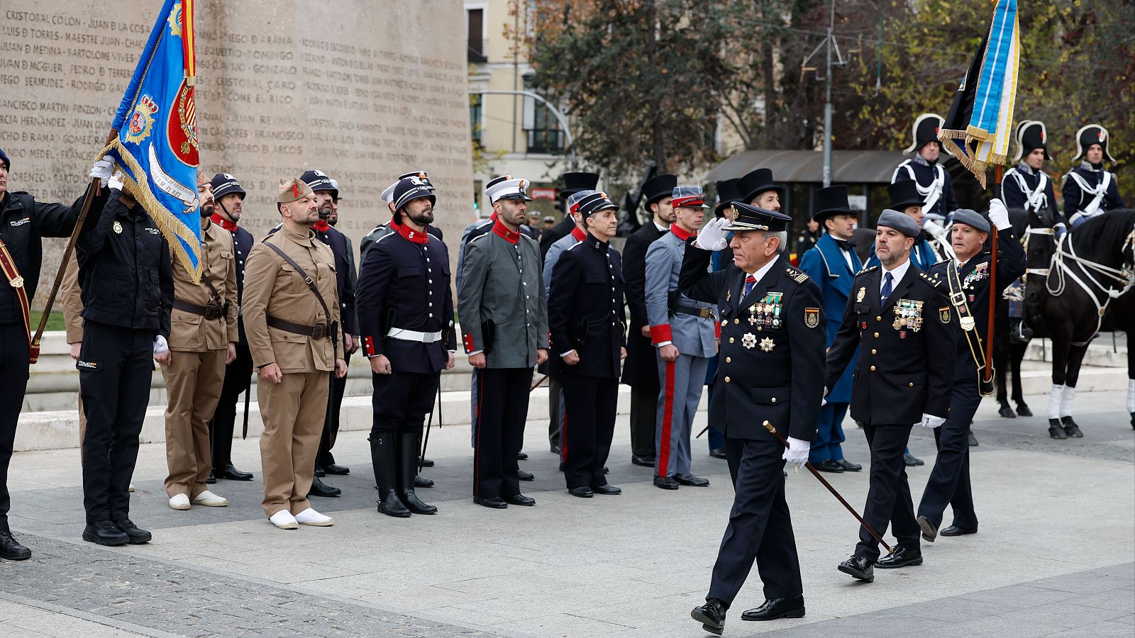 La Policía Nacional celebra su bicentenario | Ver