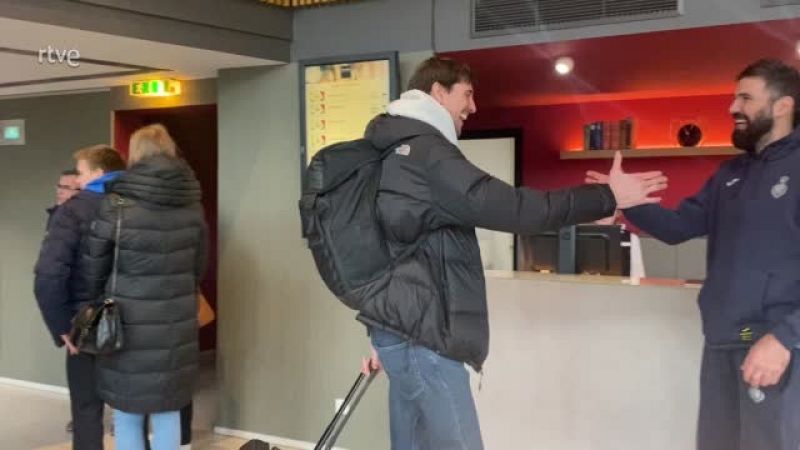 Un nuevo viejo hispano: Viran Morros llega a Alemania para sustituir a S�nchez-Migall�n