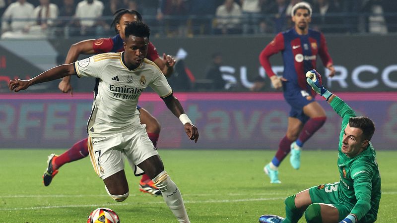 Vinicius: "No soy un santo, hablo demasiado y hago regates que no debería hacer"