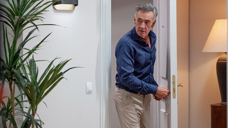 '4 estrellas' | Habrá segunda oportunidad para el amor: ¡Rafael quiere casarse con Rita!