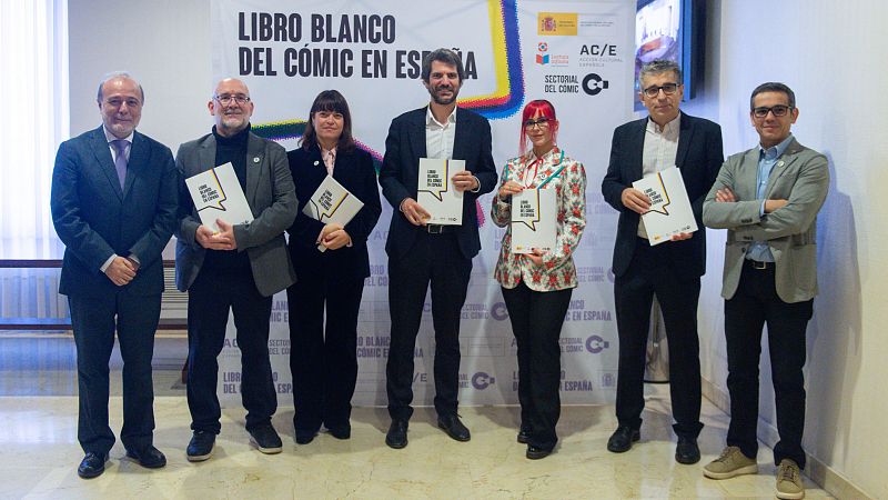 Cultura anuncia ayudas para los autores de cómic durante la presentación del 'Libro Blanco' del sector