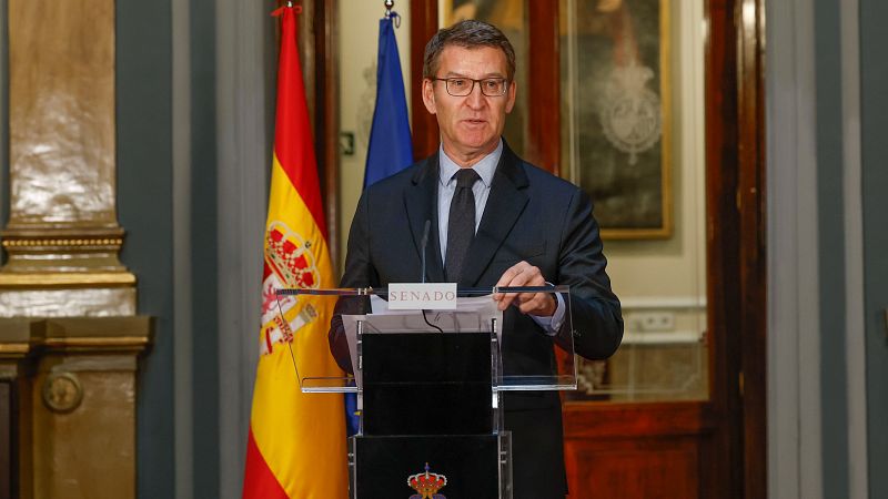 Feijóo pide a Sánchez que “pare” la ley de amnistía y “reflexione”: “El informe de los letrados es demoledor”