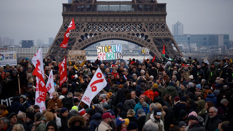 Masivas manifestaciones por toda Francia contra la ley de inmigración de Macron