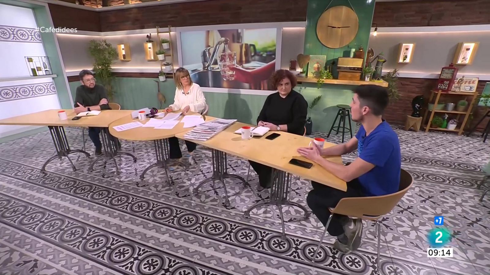 S'ha de repensar el model de gestió de l'aigua? - Cafè d'idees | Veure