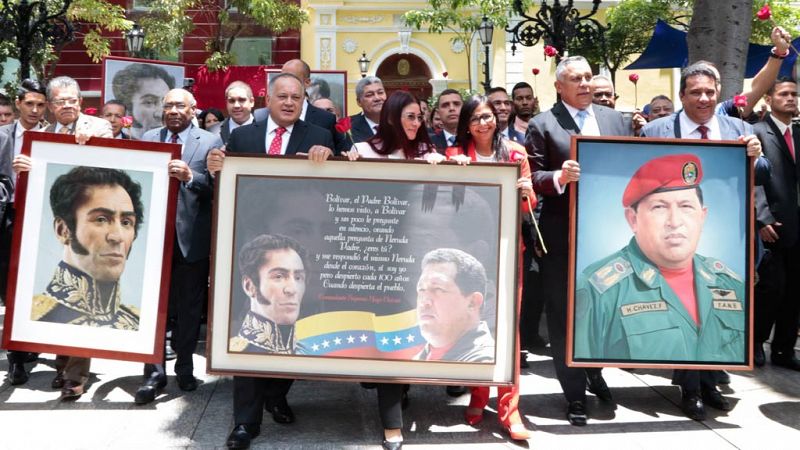 La Asamblea Nacional Constituyente de Venezuela celebra su primera sesión y anuncia medidas inmediatas